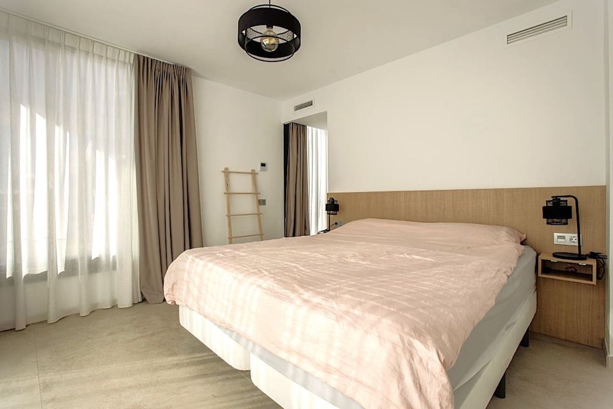 4 soverom Villa til salgs i Benalmadena med svømmebasseng garasje - € 2 000 (Ref: 8969696)