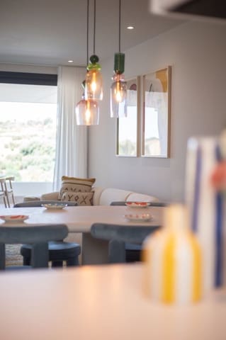   3 soveværelse   ferieLejlighed i Estepona med   swimmingpool  garage  - € 1.000 (Ref: 9087256)