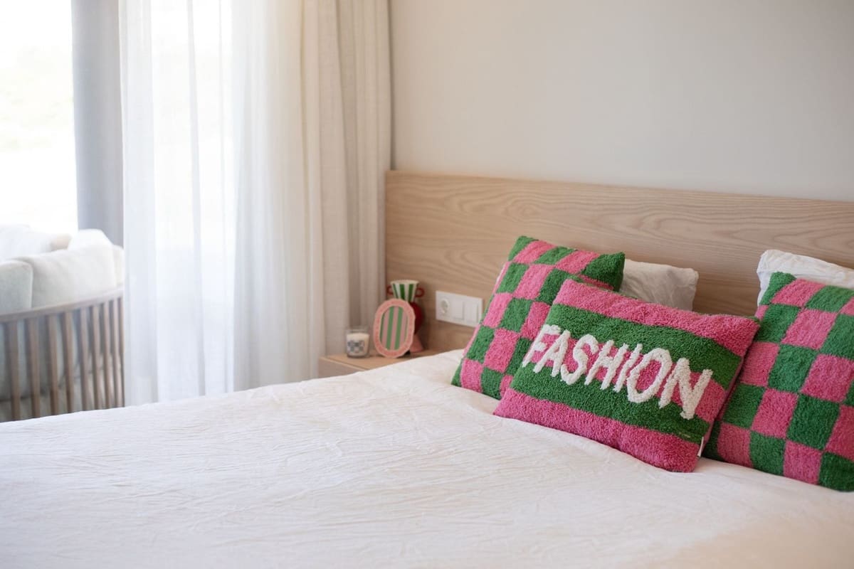 3 bedroom Apartment for holiday rental in Estepona with pool garage - € 1,000 (Ref: 9087256)