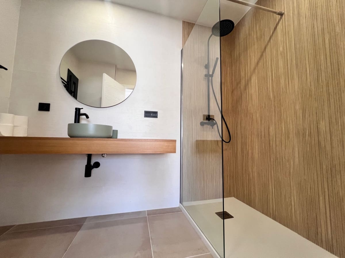 3 slaapkamer Villa te koop in Estepona met zwembad garage - € 1.395.000 (Ref: 9109512)