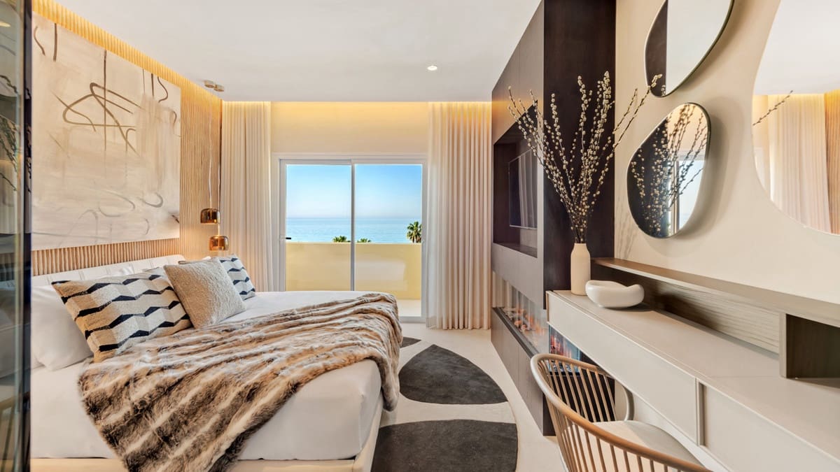 4 soveværelse Lejlighed til salg i Rio Real med swimmingpool garage - € 4.995.000 (Ref: 9137402)