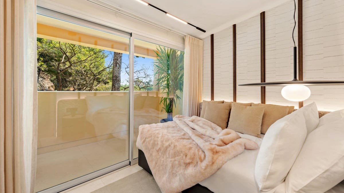 4 soveværelse Lejlighed til salg i Rio Real med swimmingpool garage - € 4.995.000 (Ref: 9137402)