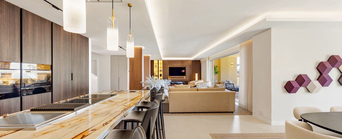 4 bedroom Apartment for sale in Rio Real with pool garage - € 4,995,000 (Ref: 9137402)