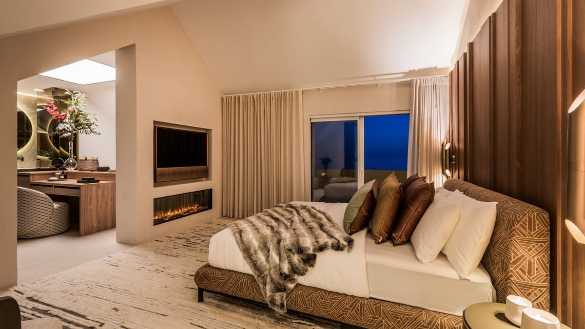 4 bedroom Apartment for sale in Rio Real with pool garage - € 4,995,000 (Ref: 9137402)