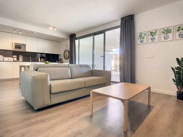 2 bedroom Apartment for rent in Estepona with pool garage - € 1,700 (Ref: 9142417)