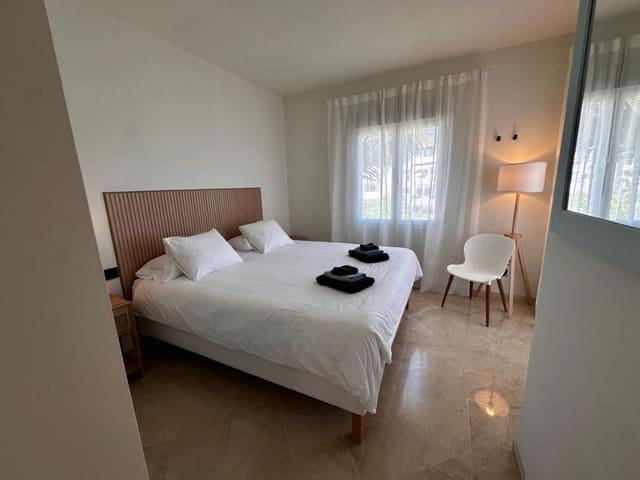 3 Zimmer Penthouse zu verkaufen in Costalita, Estepona mit Pool - 550.000 € (Ref: 9176622)