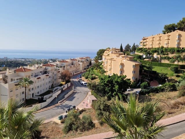 2 bedroom Apartment for sale in Calahonda, Mijas with pool garage - € 359,000 (Ref: 9191324)