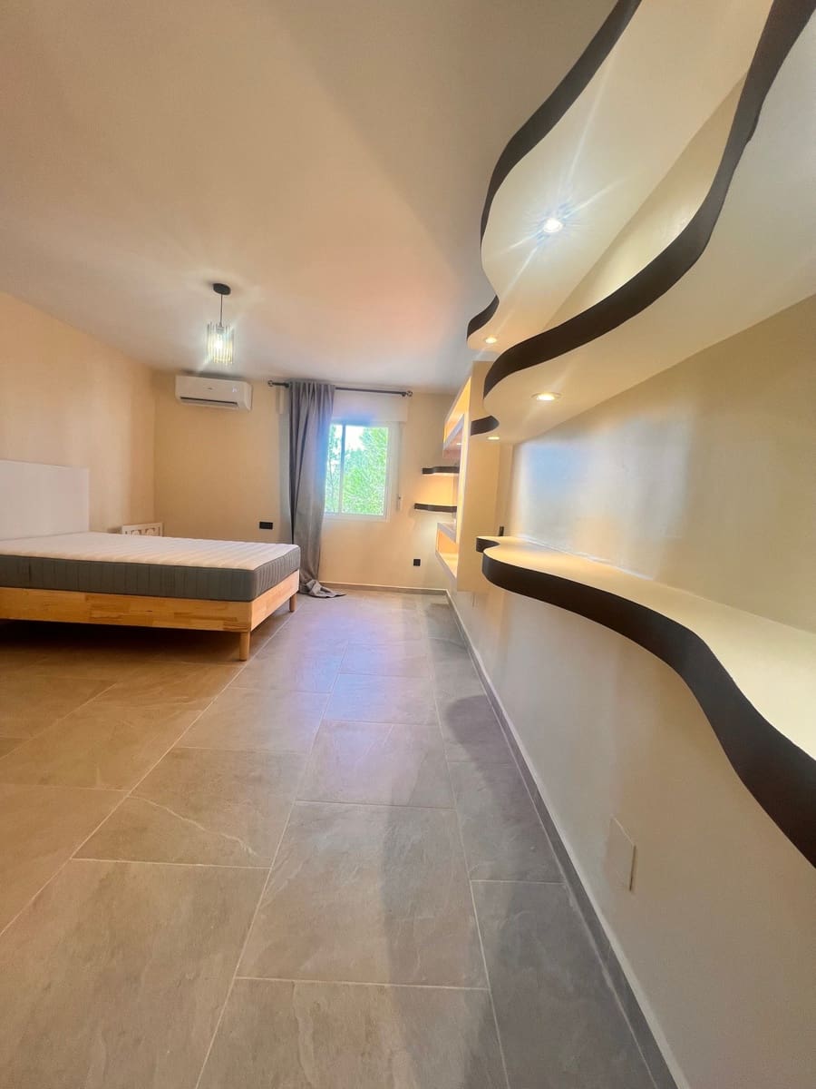 2 sypialnia Apartament do wynajęcia w Guadalmina z basenem garażem - 1 950 € (Ref: 9217769)