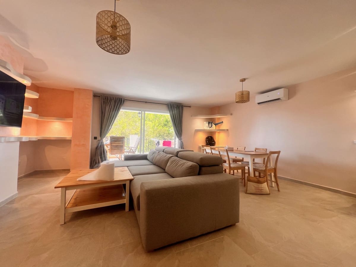 2 sypialnia Apartament do wynajęcia w Guadalmina z basenem garażem - 1 950 € (Ref: 9217769)