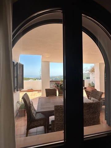 2 slaapkamer Appartement te huur in Casares met zwembad garage - € 1.450 (Ref: 9220265)