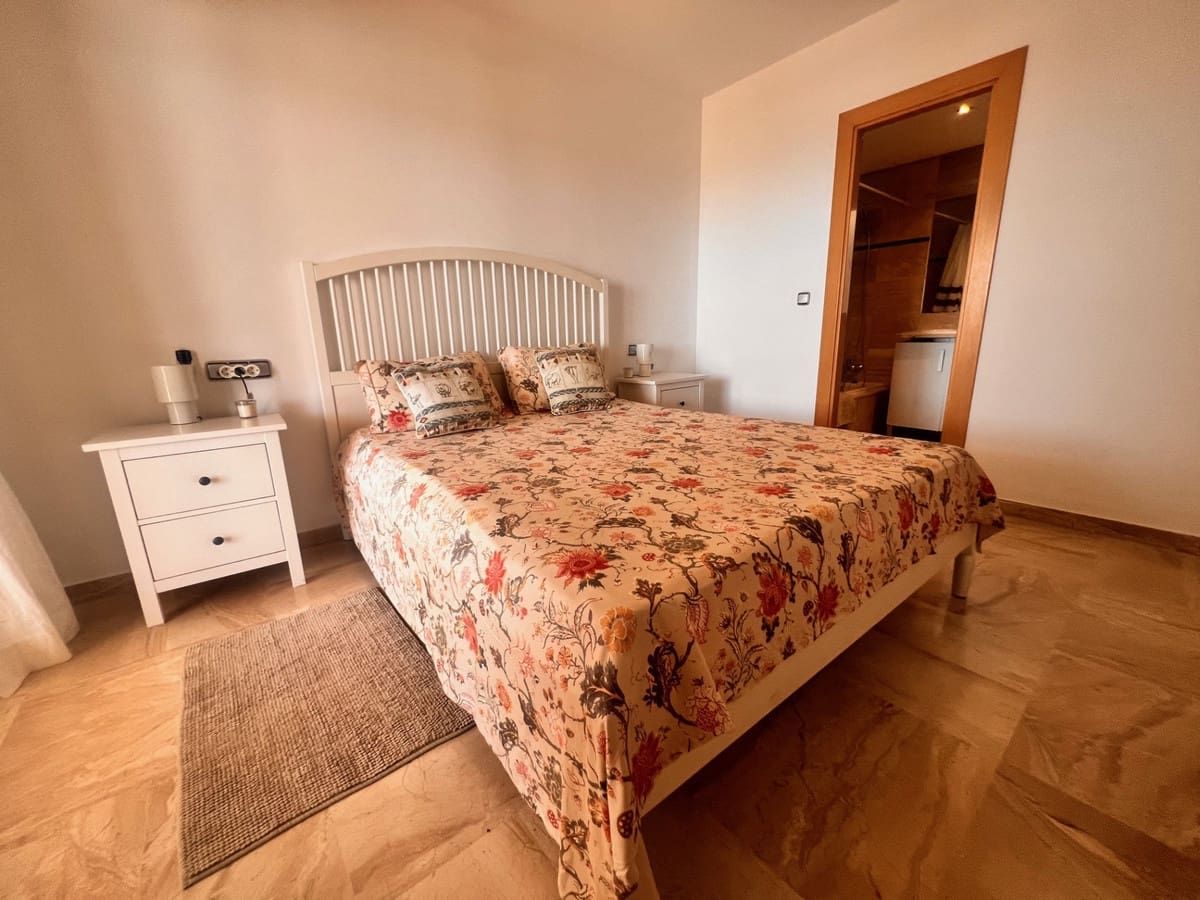 2 soveværelse Lejlighed til leje i Casares med swimmingpool garage - € 1.450 (Ref: 9220265)