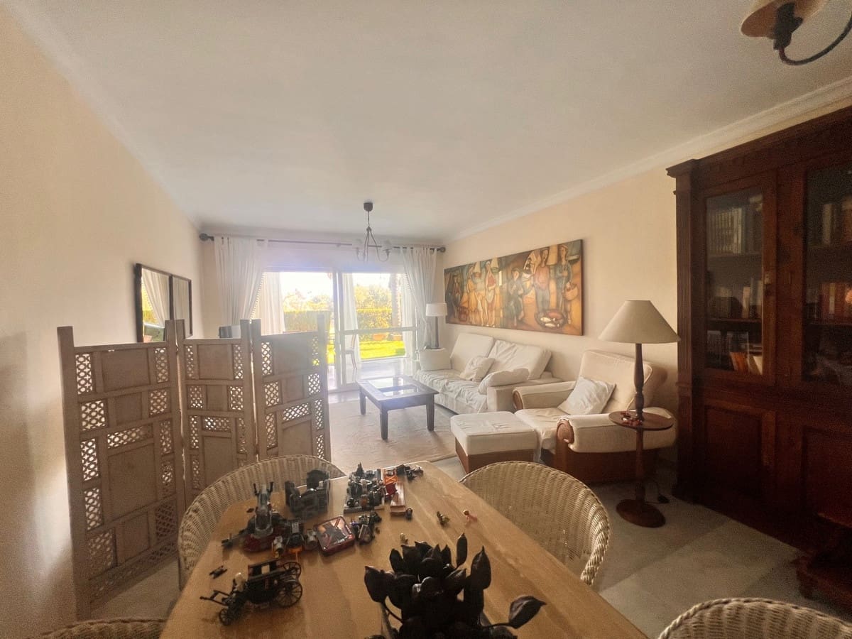 3 makuuhuone Huoneisto vuokrattavana paikassa Guadalmina mukana uima-altaan 
autotalli - 2 000 € (Ref: 9238734)