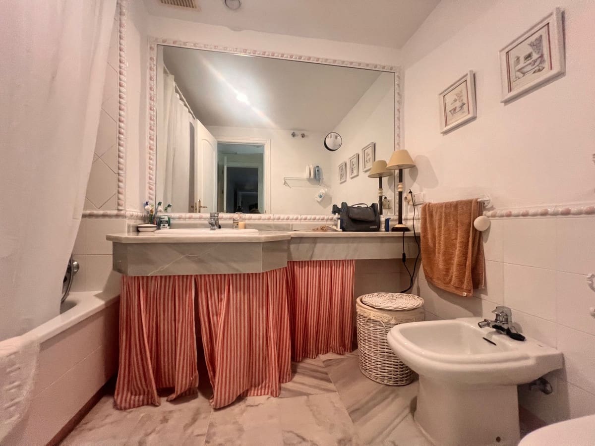 3 bedroom Apartment for rent in Guadalmina with pool garage - € 2,000 (Ref: 9238734)