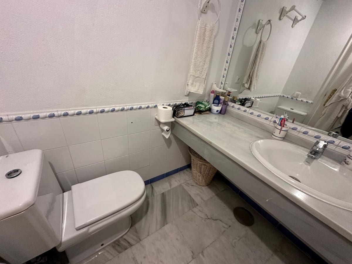 3 slaapkamer Appartement te huur in Guadalmina met zwembad garage - € 2.000 (Ref: 9238734)