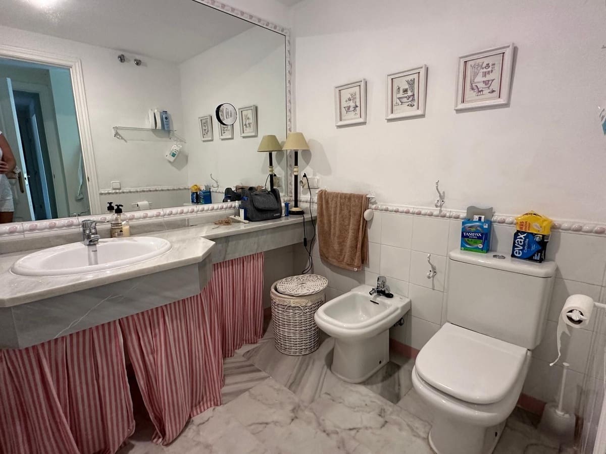 3 slaapkamer Appartement te huur in Guadalmina met zwembad garage - € 2.000 (Ref: 9238734)