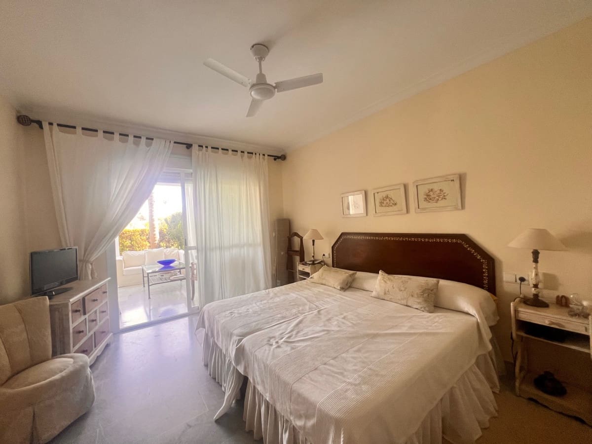 3 slaapkamer Appartement te huur in Guadalmina met zwembad garage - € 2.000 (Ref: 9238734)