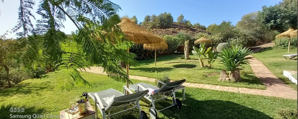 4 sypialnia Willa na sprzedaż w Fuengirola z basenem - 1 100 000 € (Ref: 9243463)