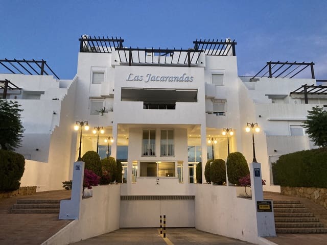 2 soveværelse Penthouse til salg i Bel-Air, Estepona med swimmingpool garage - € 459.000 (Ref: 9245262)