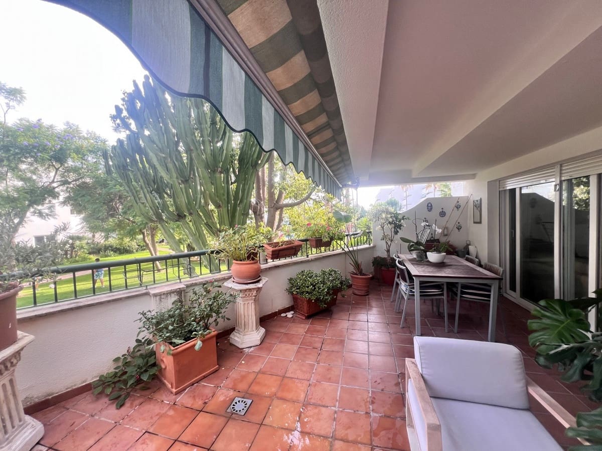 2 chambre Appartement à vendre à San Pedro de Alcantara avec piscine garage - 399 000 € (Ref: 9252505)