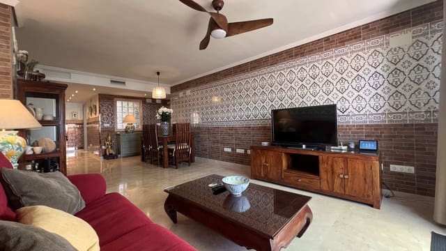 2 soveværelse Penthouse til salg i San Pedro de Alcantara, Marbella med swimmingpool garage - € 420.000 (Ref: 9258206)