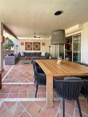 2 sypialnia Apartament na kwatery wakacyjne w Marbella z basenem - 1 625 € (Ref: 9298841)