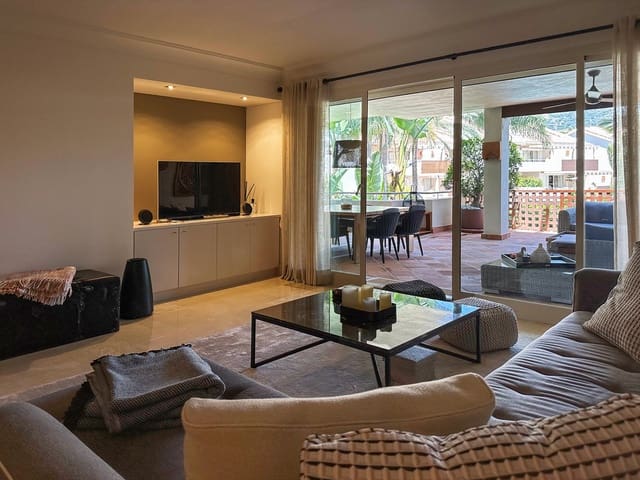 2 quarto Apartamento para arrendamento para férias em Marbella com piscina - 1 625 € (Ref: 9298841)