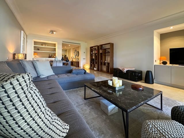 2 quarto Apartamento para arrendamento para férias em Marbella com piscina - 1 625 € (Ref: 9298841)