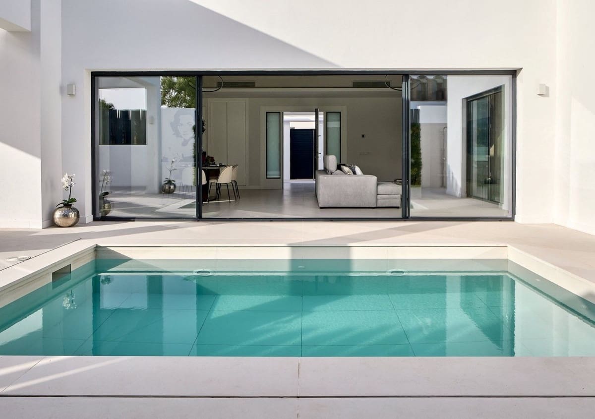 Villa/Maison de 3 chambres à louer à San Pedro de Alcantara avec piscine garage - 9 000 € (Ref: 9340243)