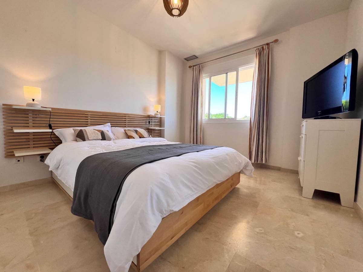 Appartement de 2 chambres de location de vacances à Manilva avec piscine garage - 600 € (Ref: 9343514)