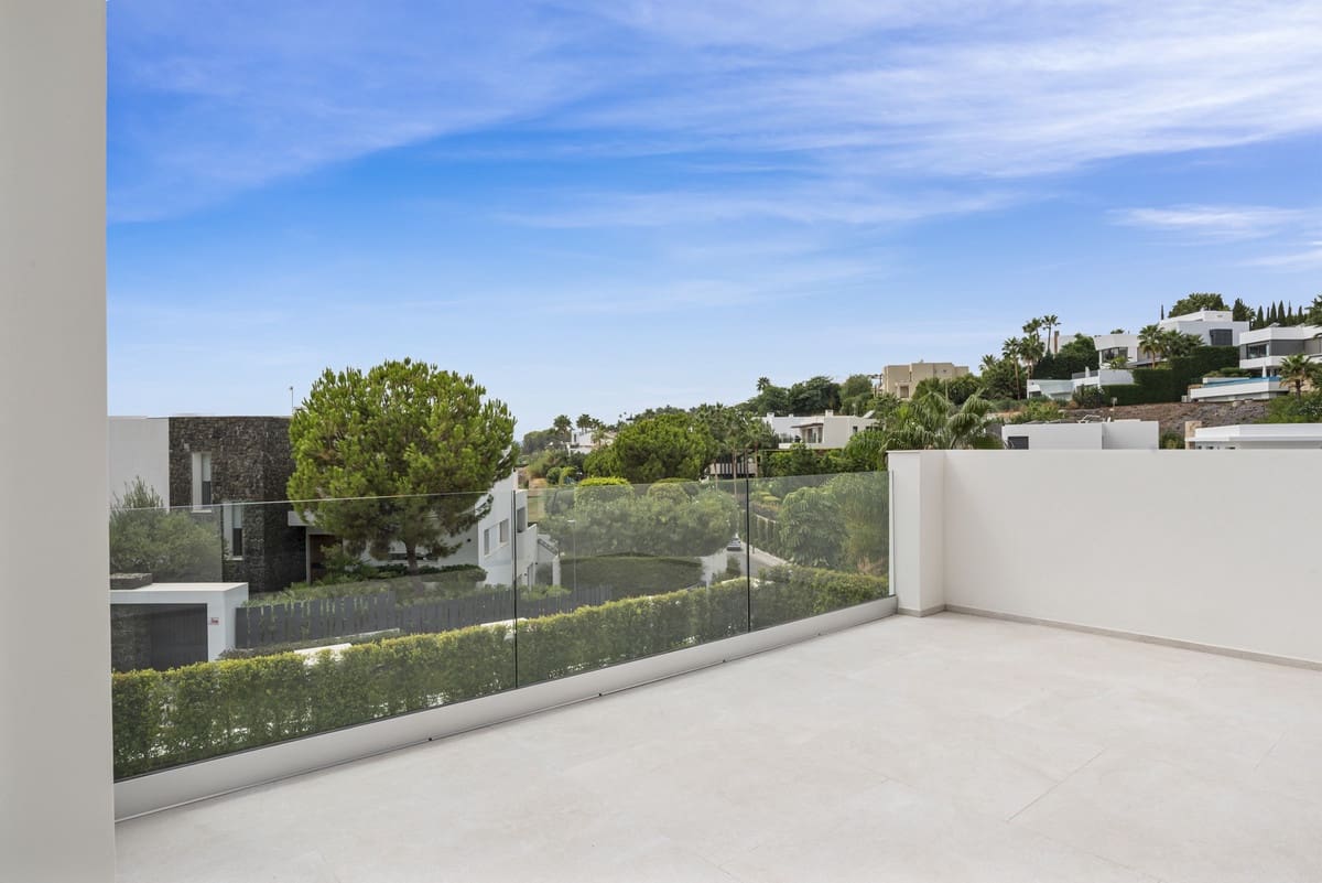 Chalet de 4 habitaciones en Benahavís en venta con piscina - 3.450.000 € (Ref: 9406948)