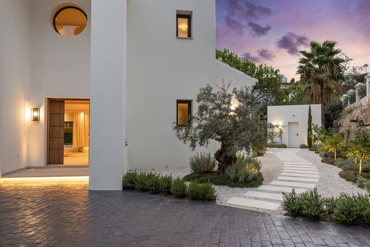 Chalet de 4 habitaciones en Benahavís en venta con piscina - 3.450.000 € (Ref: 9406948)