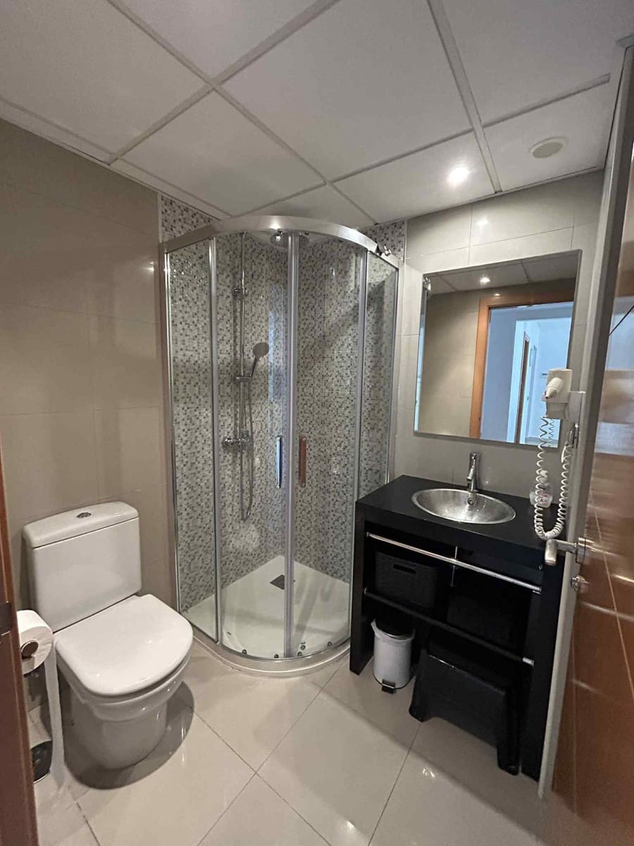 2 chambre Appartement à vendre à Estepona avec piscine garage - 419 000 € (Ref: 9420628)