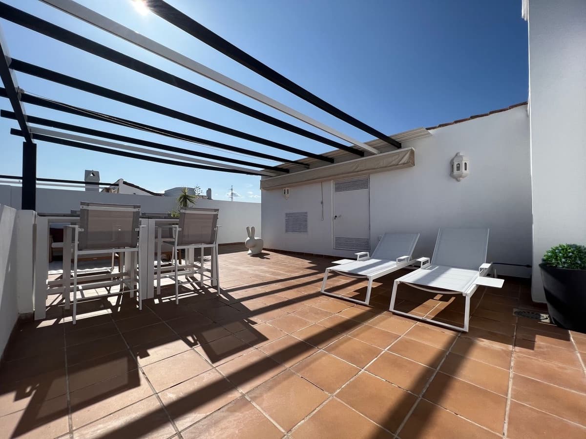 2 quarto Penthouse para arrendar em Bel-Air com piscina garagem - 1 900 € (Ref: 9503591)
