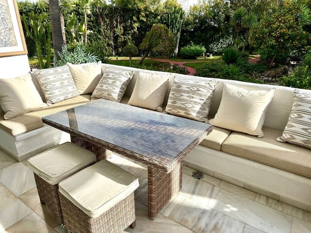 2 sypialnia Apartament do wynajęcia w Puerto Banus, Marbella z basenem garażem - 3 000 € (Ref: 9506361)