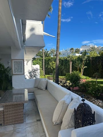 2 bedroom Apartment for rent in Puerto Banus, Marbella with pool garage - € 3,000 (Ref: 9506361)