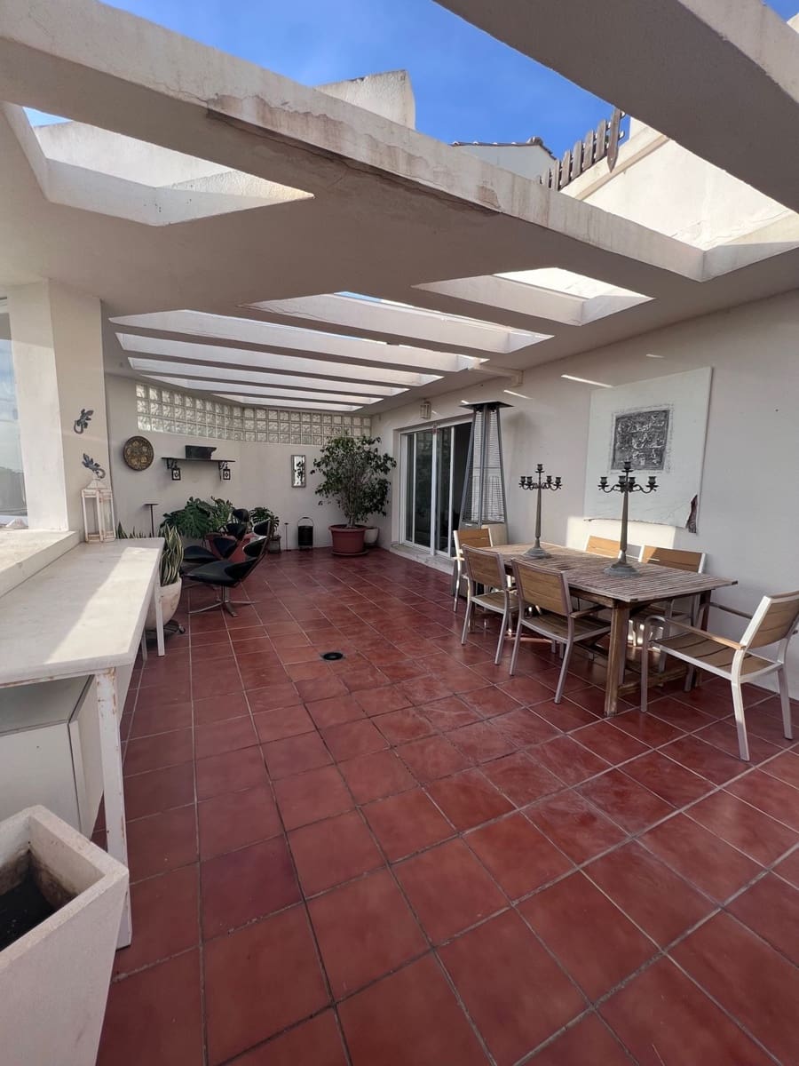 3 camera da letto Attico in vendita in San Pedro de Alcantara con piscina garage - 750.000 € (Rif: 9535309)