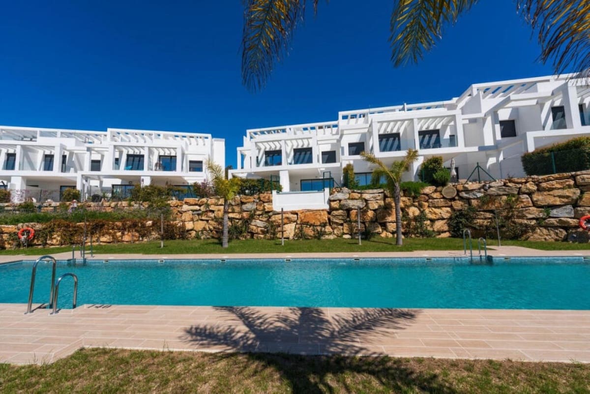 4 chambre Maison de Ville à vendre à Manilva avec piscine garage - 799 000 € (Ref: 9694126)