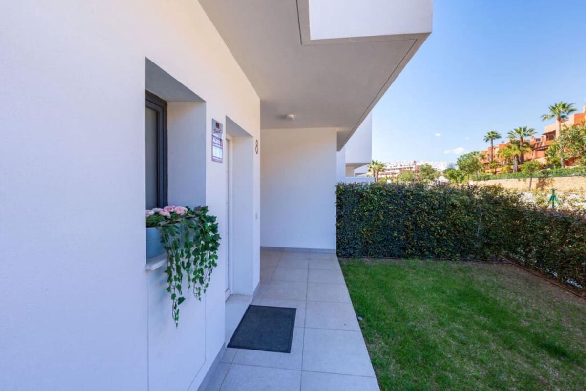 4 sypialnia Dom na sprzedaż w Manilva z basenem garażem - 799 000 € (Ref: 9694126)