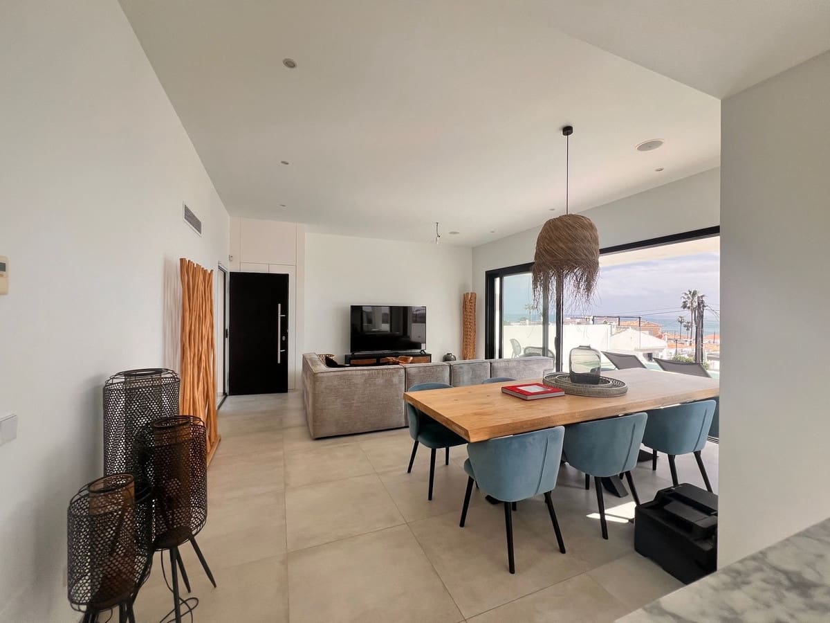 5 chambre Villa/Maison à vendre à La Cala de Mijas avec piscine garage - 1 450 000 € (Ref: 9694520)