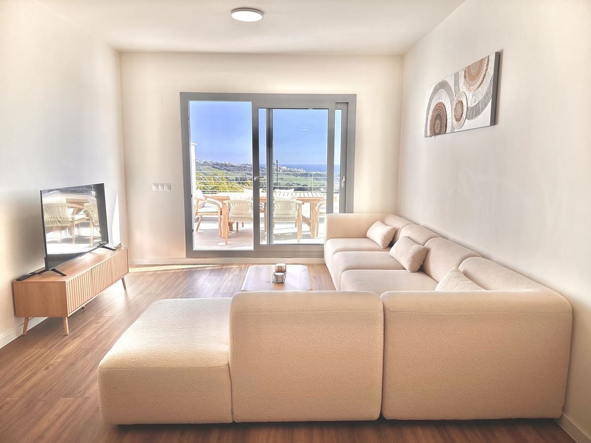 3 Zimmer Ferienapartment in Estepona mit Pool - 1.000 € (Ref: 9733439)