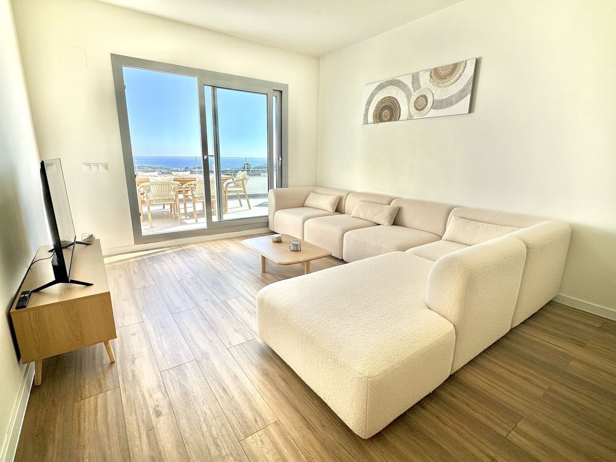 3 Zimmer Ferienapartment in Estepona mit Pool - 1.000 € (Ref: 9733439)