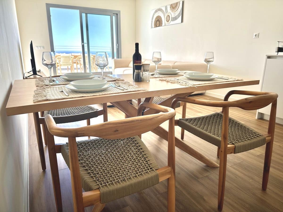 3 Zimmer Ferienapartment in Estepona mit Pool - 1.000 € (Ref: 9733439)