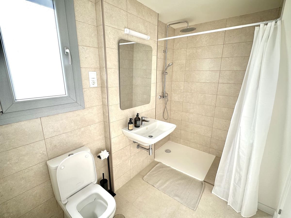 3 Zimmer Ferienapartment in Estepona mit Pool - 1.000 € (Ref: 9733439)