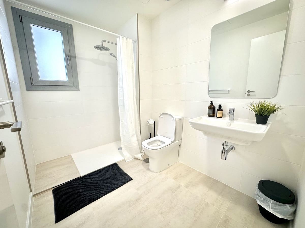 3 Zimmer Ferienapartment in Estepona mit Pool - 1.000 € (Ref: 9733439)