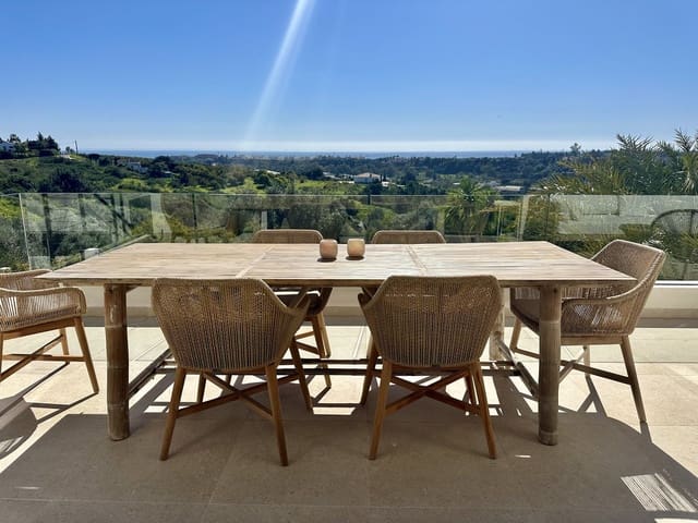 5 Zimmer Ferienvilla in Estepona mit Pool - 4.500 € (Ref: 9777286)