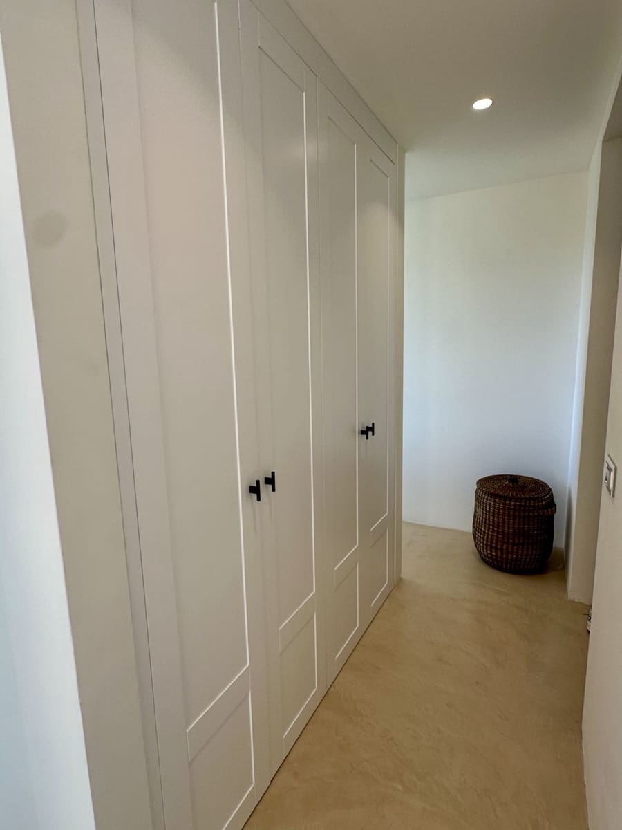 5 bedroom Villa for holiday rental in Estepona with pool - € 4,500 (Ref: 9777286)