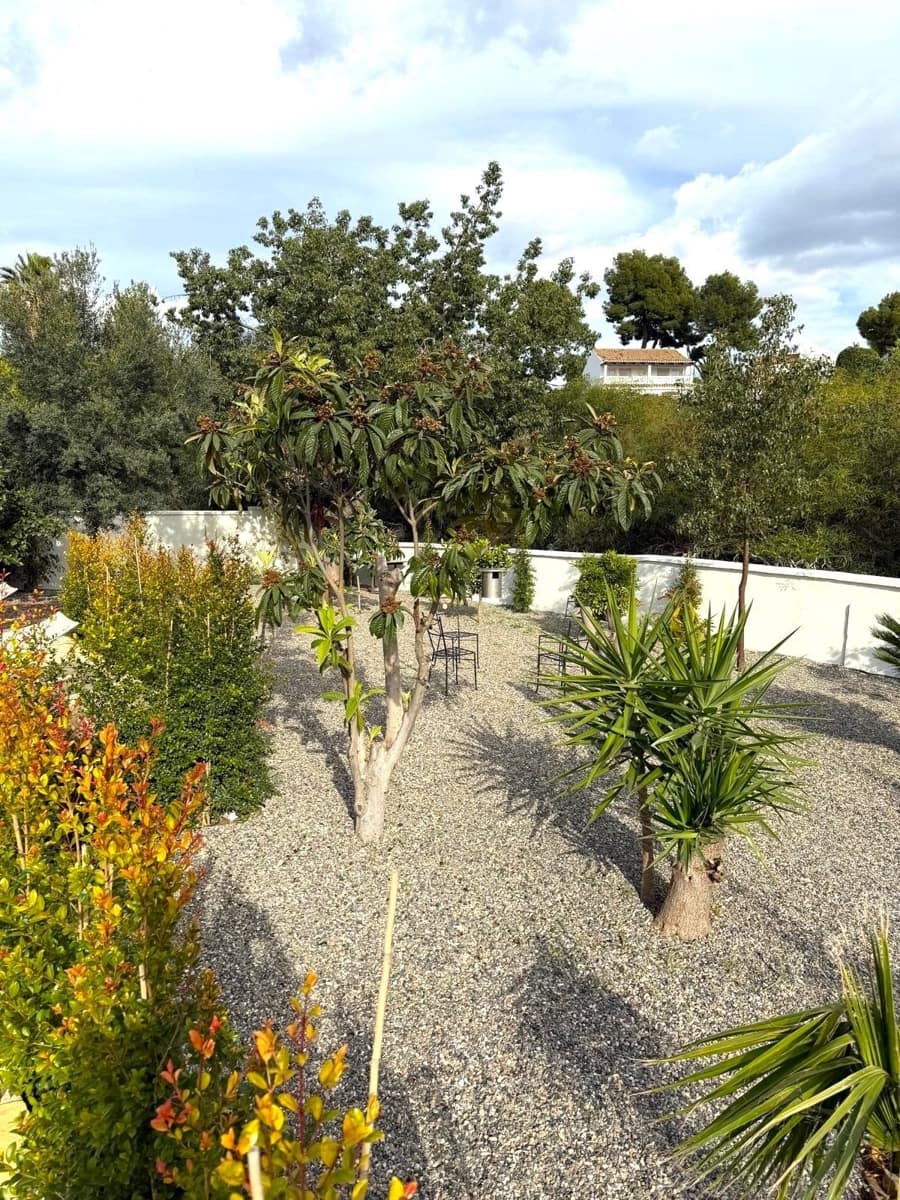 5 bedroom Villa for holiday rental in Estepona with pool - € 4,500 (Ref: 9777286)