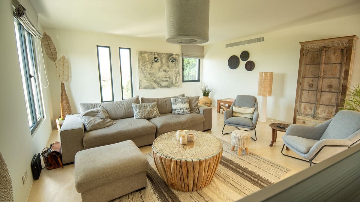 5 bedroom Villa for holiday rental in Estepona with pool - € 4,004 (Ref: 9777286)