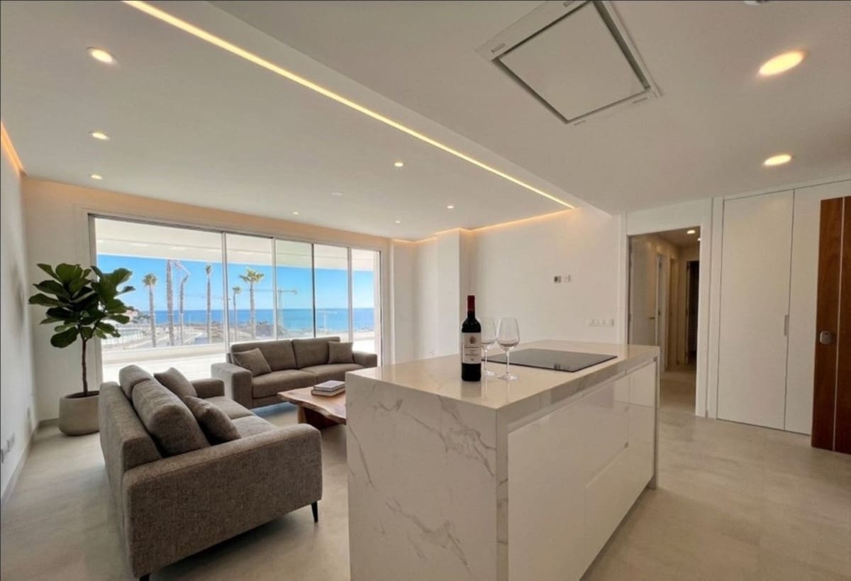 Apartamento de 3 habitaciones en La Cala de Mijas en venta con piscina garaje - 999.950 € (Ref: 9805299)