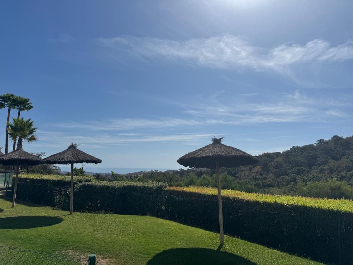 3 Zimmer Apartment zu verkaufen in La Mairena mit Pool Garage - 375.000 € (Ref: 9805623)